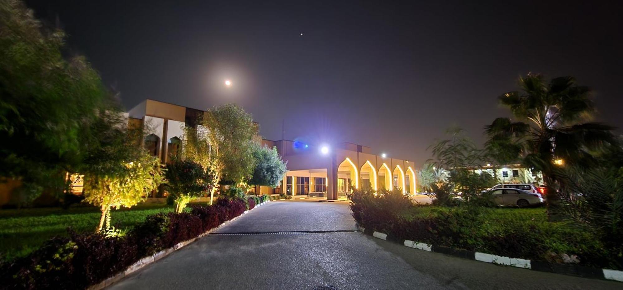 Basrah International Airport Hotel 외부 사진